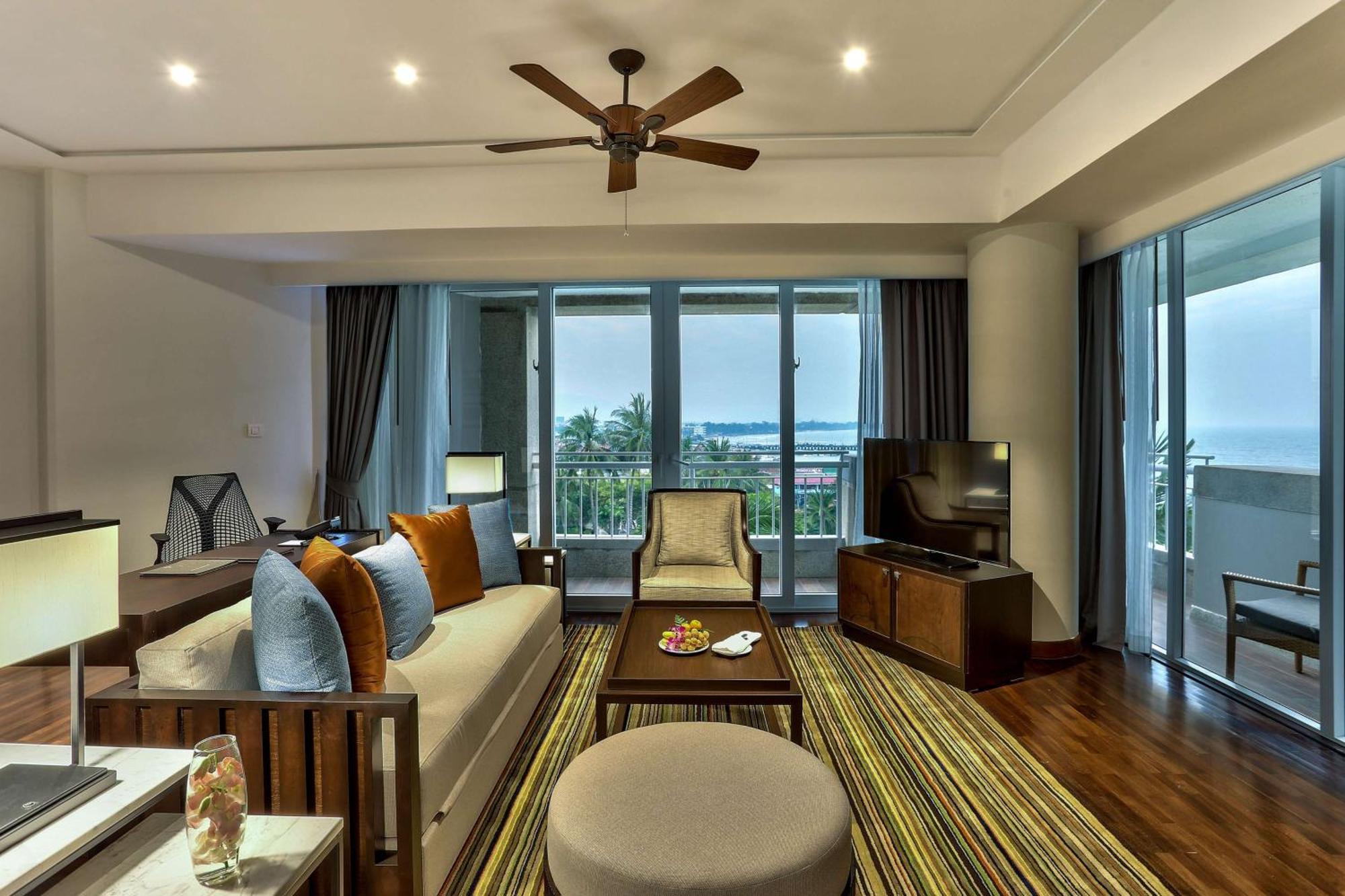 Suite Executive Doppia con Letti Singoli con Vista Oceano e Accesso Club Lounge